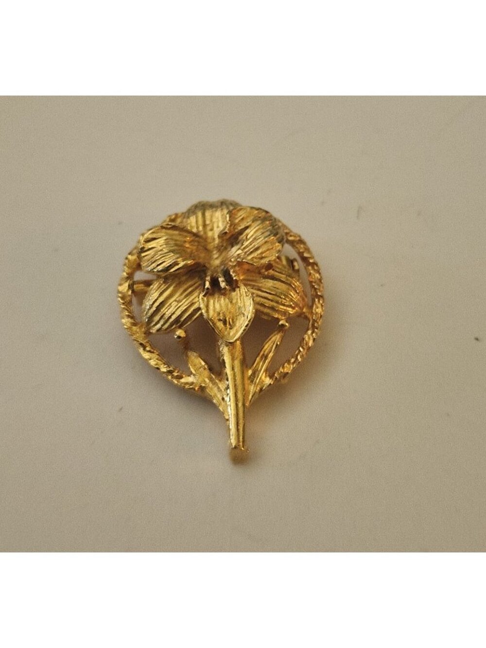 Gold Tone Flower Brooch Textured Lily Floral Pin Botanical